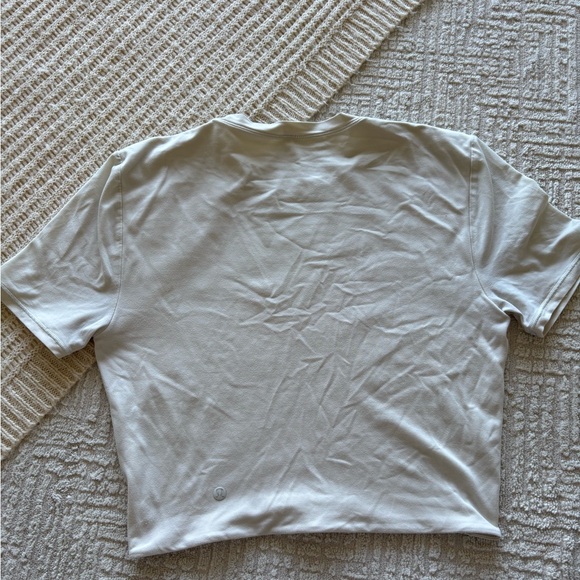 Lululemon Wundermost Ultra-Soft Nulu Crewneck Cropped T-Shirt - Picture 3 of 4